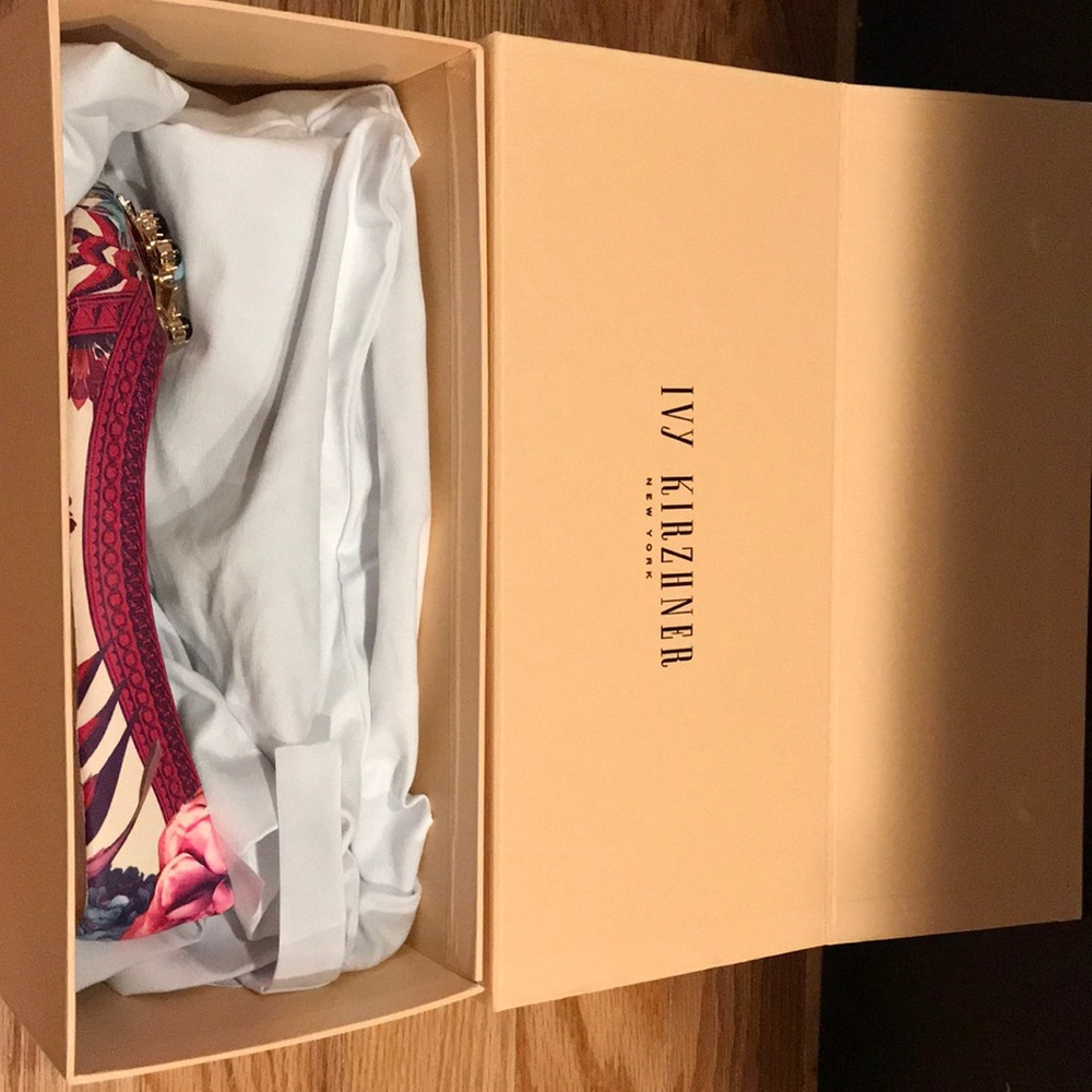 Ivy kirzhner sandals
